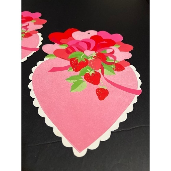 Vintage Strawberry‎ Die Cut Flocked Decorations 2 - Picture 2 of 3